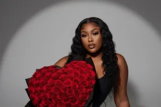 Sexy,Thick&Curvy💋 🌸True Beauty... - Image 2