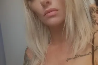 meet your fav avn nominated p0rn star - Image 5