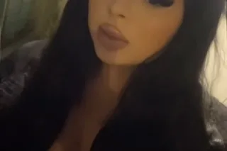 100% real Spicy 4'9 Latina - Image 6