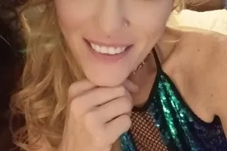 I'm All the Best Bits of a Wife but I Won't Ruin Your Life! - Image 6