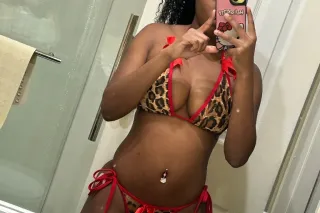 OUTCALLS!! NO RAW SERVICES - Image 2